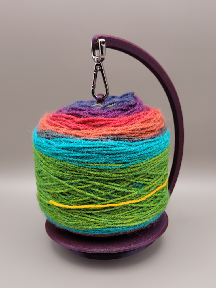 Yarn spinner with yarn